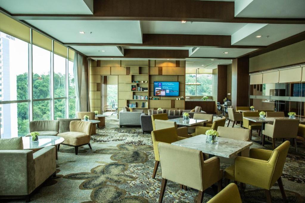 Grandis Hotels And Resorts Кота-Кинабалу Экстерьер фото